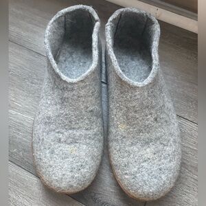 Size 45UK (Men's Size 11) Glerups Slippers